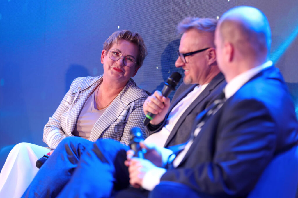 "Forbes diamonds 2025 Dyskusja o sytuacji gospodarczej i sektorze transportu w Polsce"